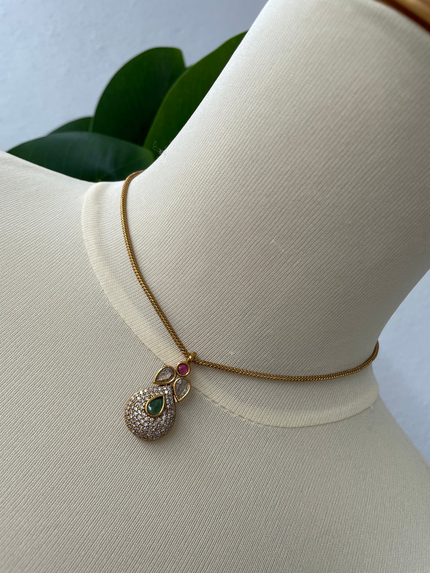 Teardrop Kante Chain Set