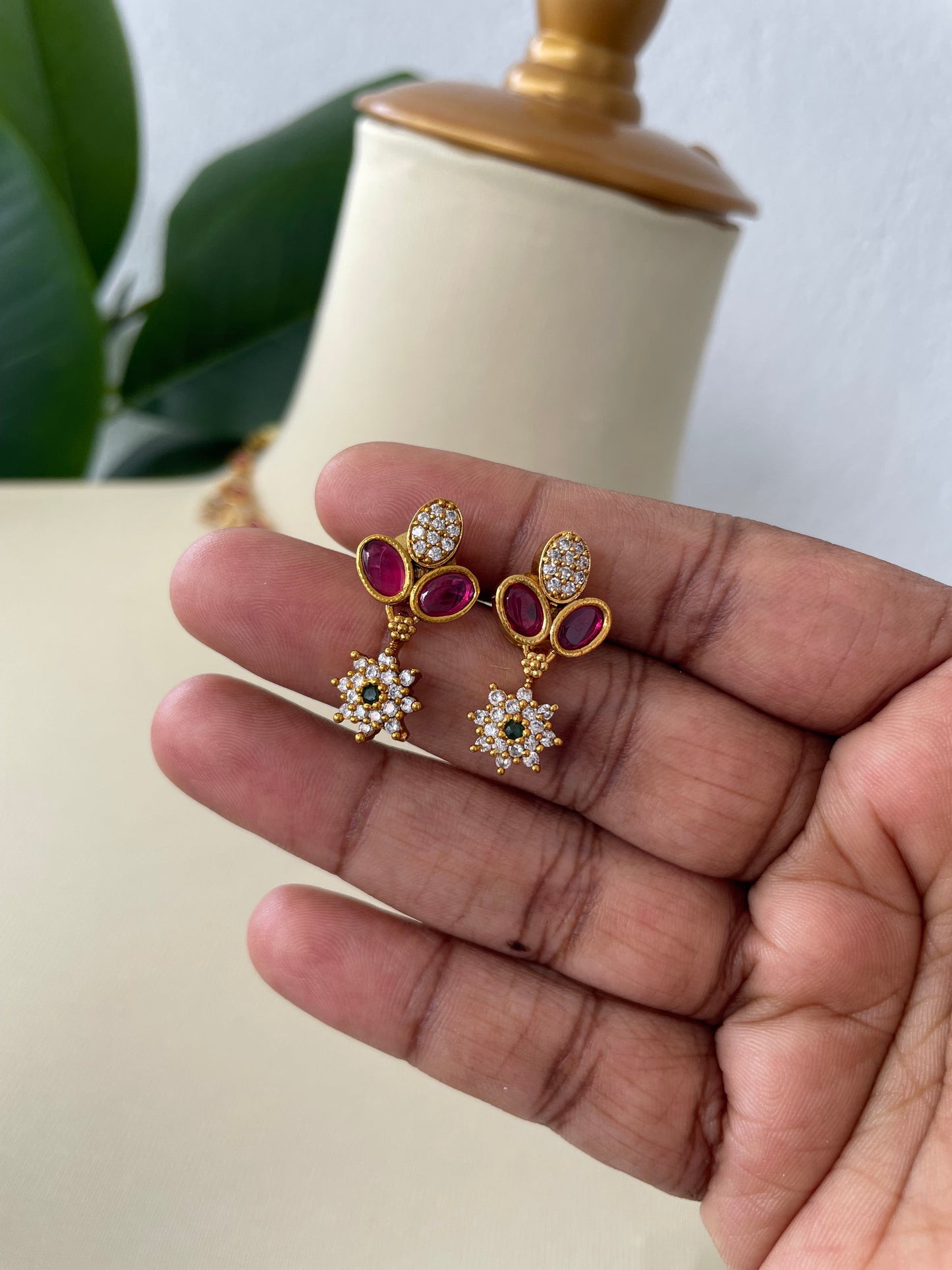 Premium Ad Flower Drop Ruby Necklace Set comes with earrings