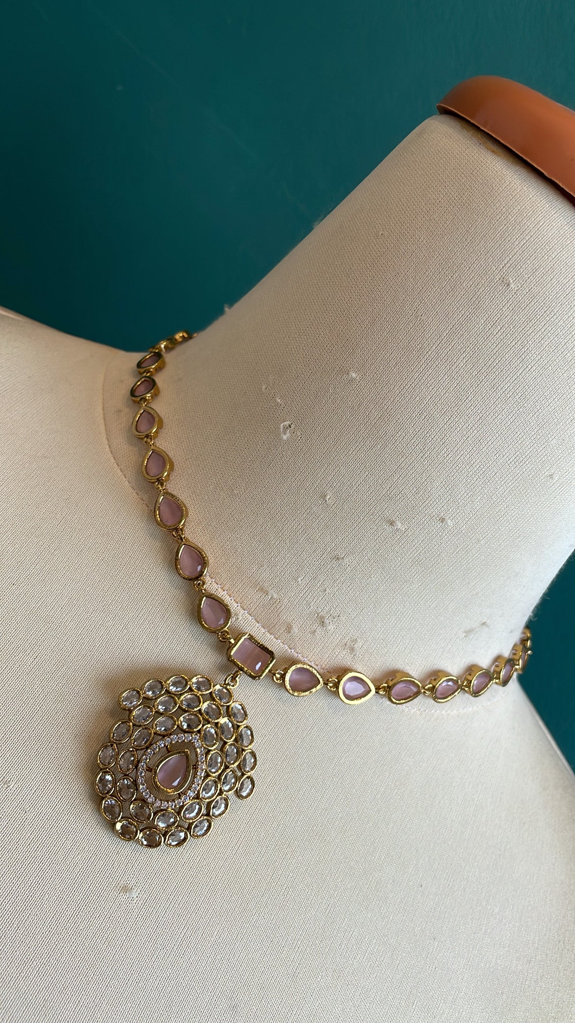 Teardrop Crystal Luxe Pendant Necklace Set - Pink