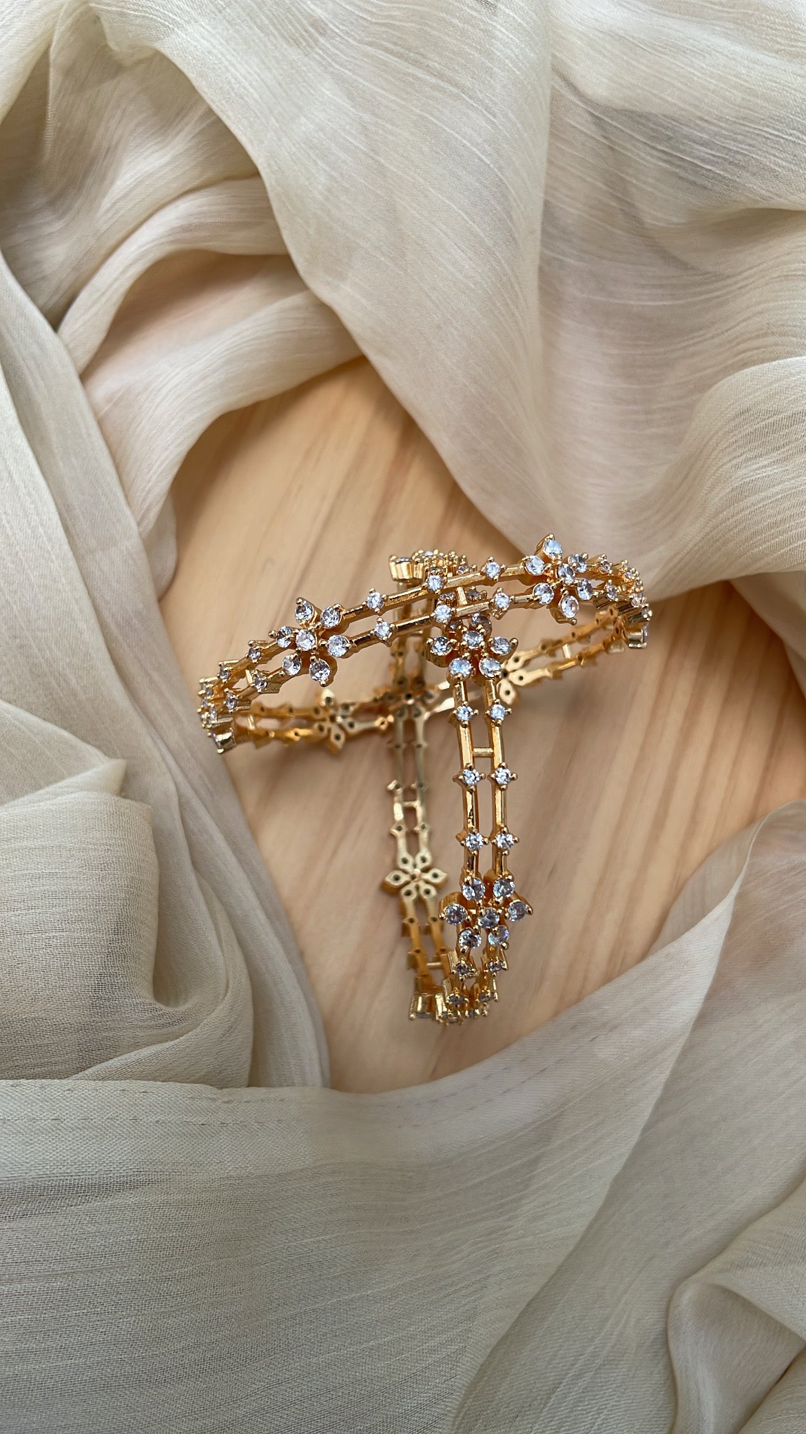 Premium White Flower Bangles