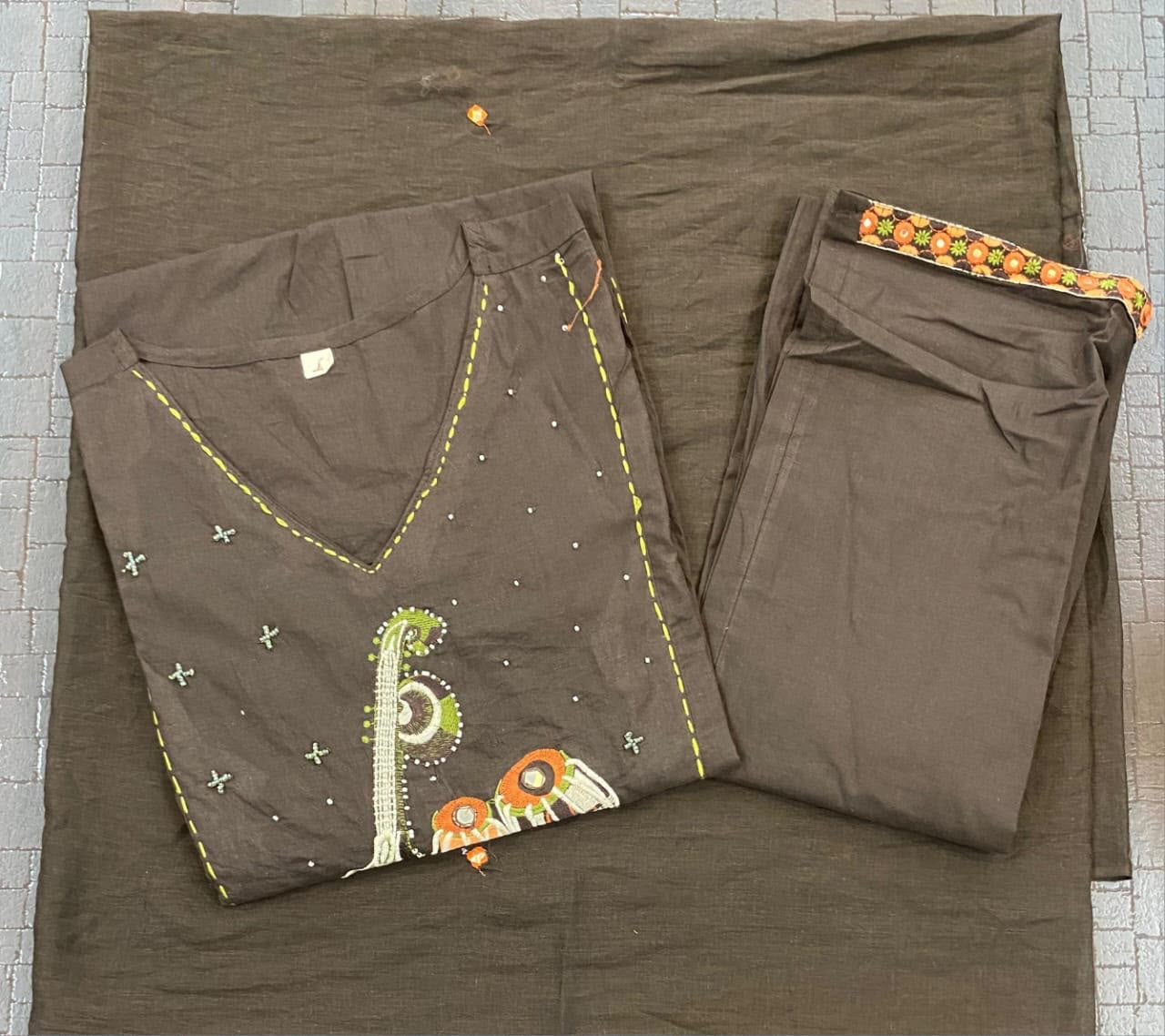 3-Piece Cotton Suit (Brown)