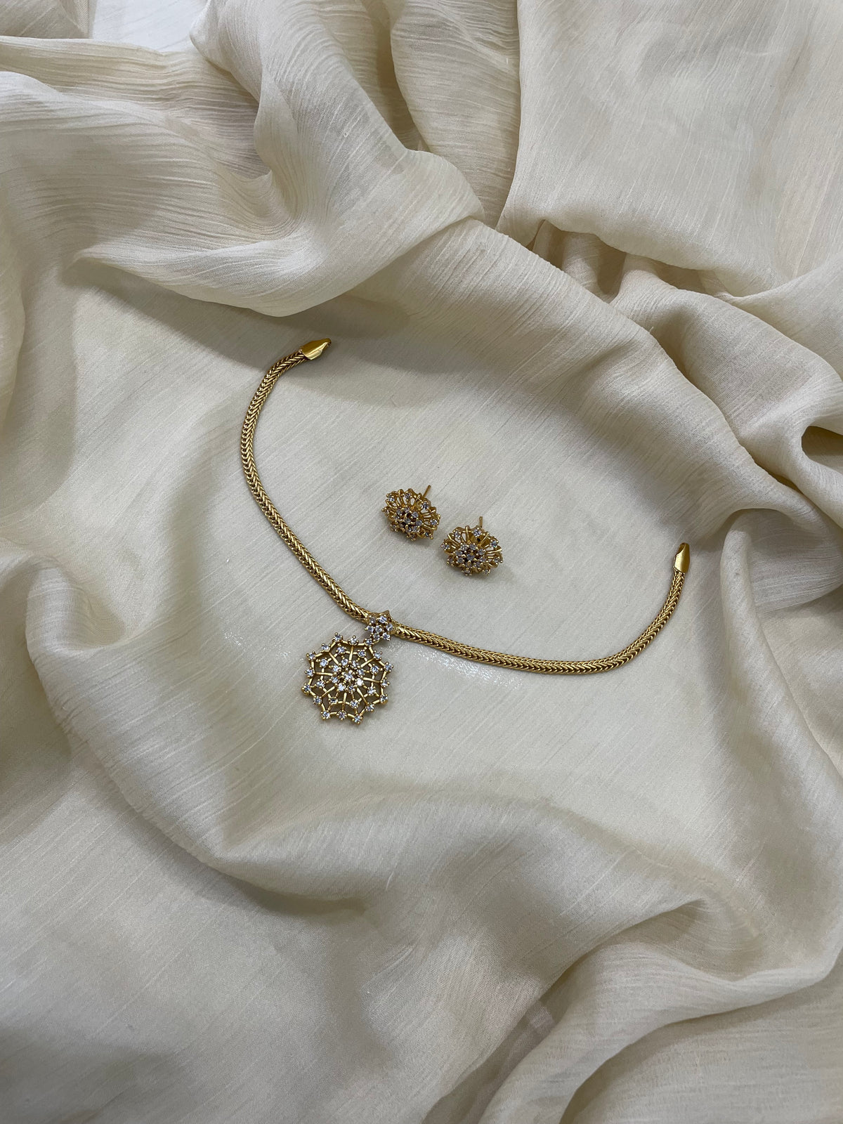 Premium AD Floral Attigai